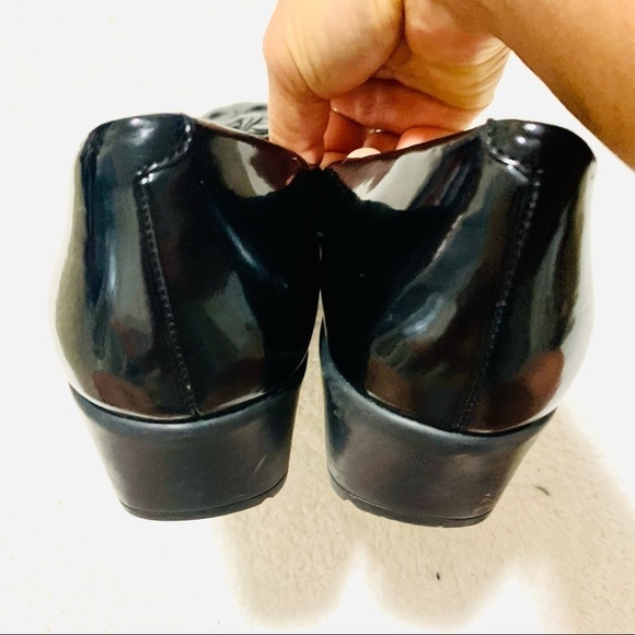 EARTH Floral Black slip-on man-made flats women’s size 7.5B - Picture 7 of 9